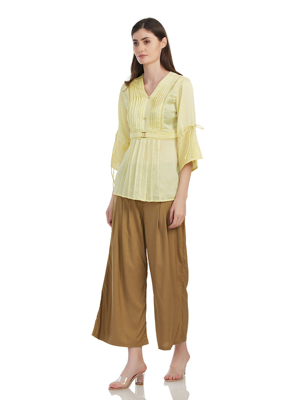 Self designed solid plated V neck with waist belt Top