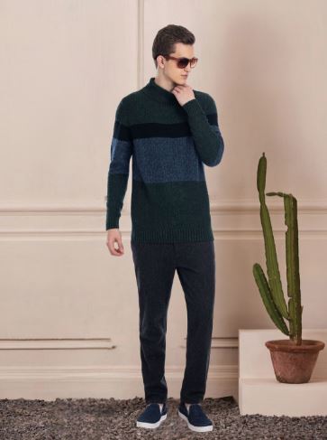 Colourblocked Woollen Ribbed Pullover Sweater