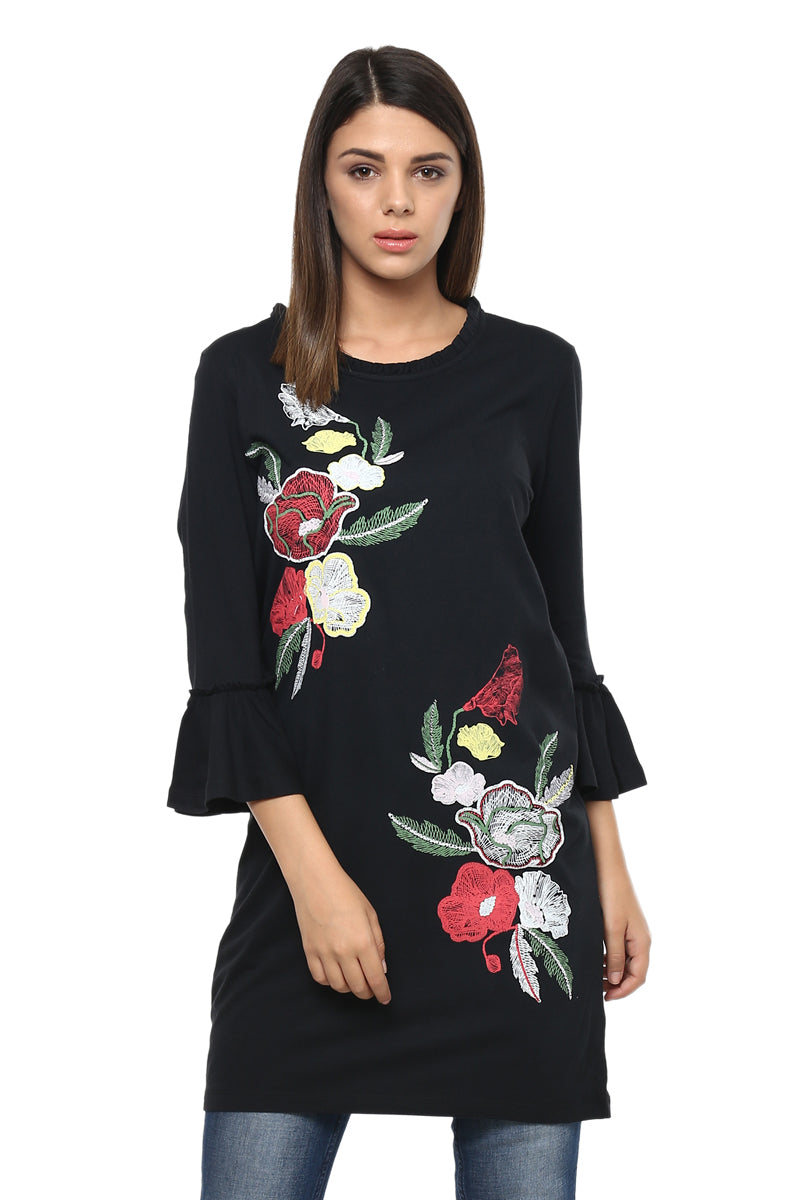 Embroidered Bell Sleeve Tunic - MODA ELEMENTI